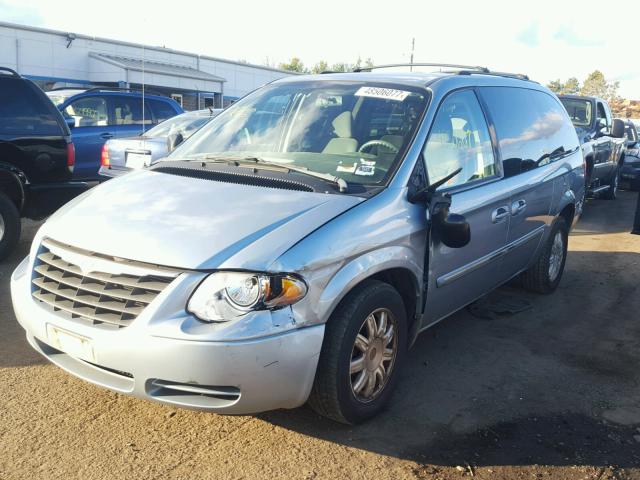 2A4GP54L56R868712 - 2006 CHRYSLER TOWN & COU BLUE photo 2