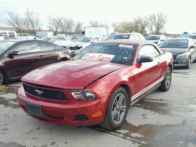 1ZVBP8EM3B5115399 - 2011 FORD MUSTANG RED photo 2