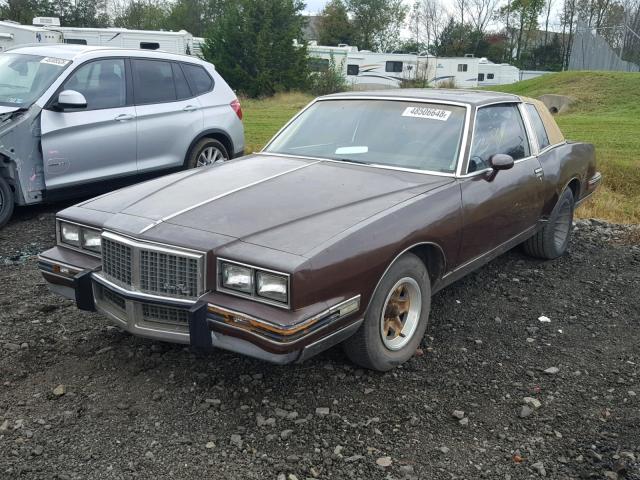 2G2GK37H2F2216689 - 1985 PONTIAC GRAND PRIX BROWN photo 2