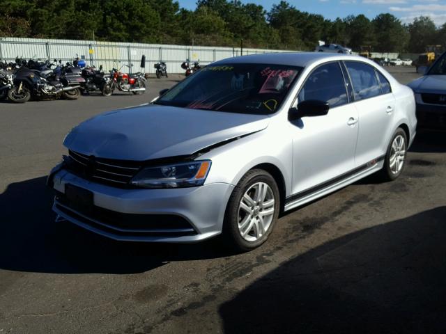 3VW2K7AJ1FM243208 - 2015 VOLKSWAGEN JETTA BASE SILVER photo 2