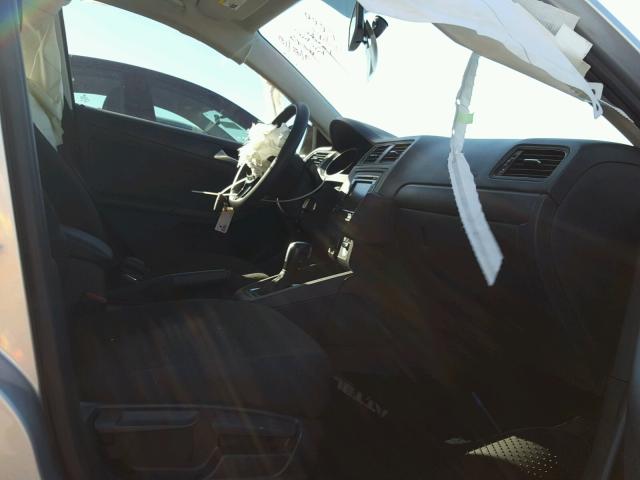 3VW2K7AJ1FM243208 - 2015 VOLKSWAGEN JETTA BASE SILVER photo 5