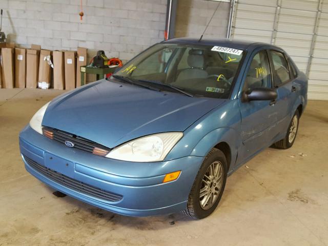 1FAFP3830YW330077 - 2000 FORD FOCUS ZTS BLUE photo 2