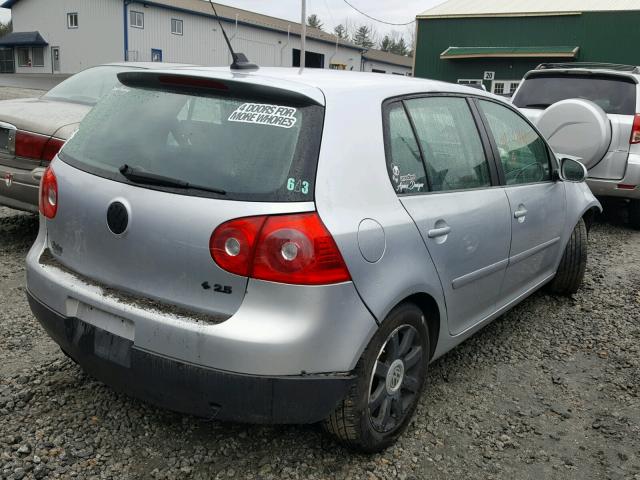 WVWDB71K38W337162 - 2008 VOLKSWAGEN RABBIT SILVER photo 4