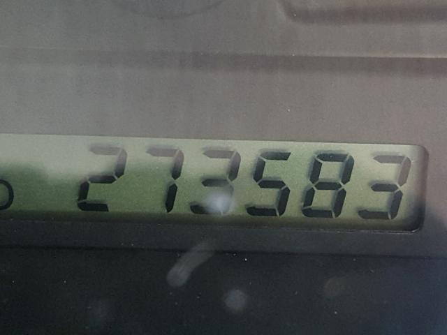 4T1BE32K44U915891 - 2004 TOYOTA CAMRY LE 青色 照片 8