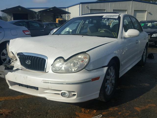 KMHWF35H53A880437 - 2003 HYUNDAI SONATA GLS WHITE photo 2