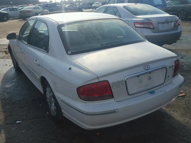 KMHWF35H53A880437 - 2003 HYUNDAI SONATA GLS WHITE photo 3