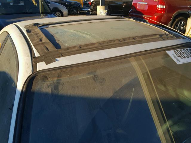 1HGEJ8246VL018138 - 1997 HONDA CIVIC EX WHITE photo 9