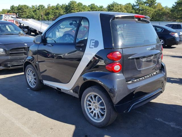 WMEEJ9AA8DK674990 - 2013 SMART FORTWO ELE 黑色 照片 3