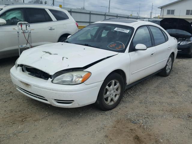 1FAFP56U47A204629 - 2007 FORD TAURUS SEL WHITE photo 2