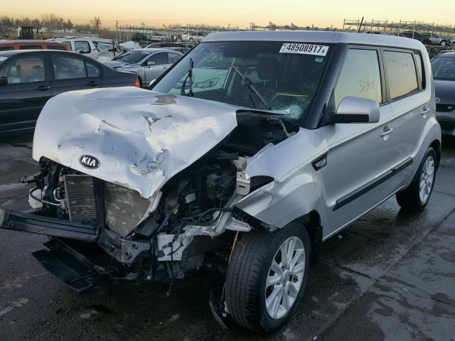 KNDJT2A5XD7766896 - 2013 KIA SOUL SILVER photo 2