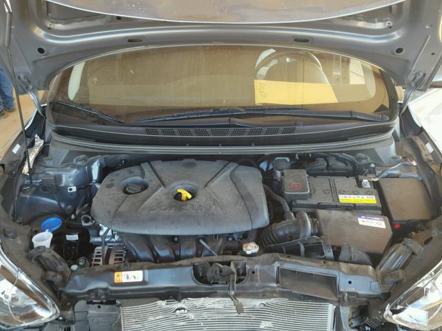 KMHDH4AEXGU592520 - 2016 HYUNDAI ELANTRA SE GRAY photo 7