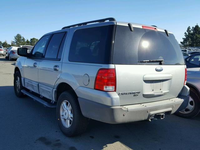 1FMFU16546LA40057 - 2006 FORD EXPEDITION SILVER photo 3