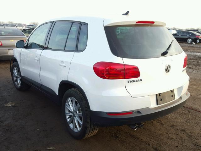 WVGAV3AX1EW544557 - 2014 VOLKSWAGEN TIGUAN S WHITE photo 3