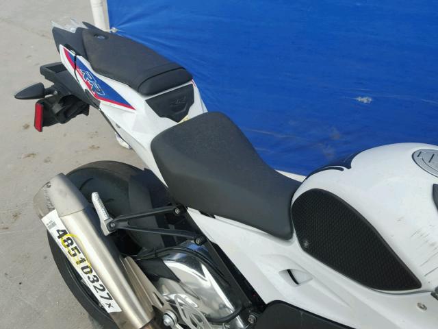 WB10D2105FZ352085 - 2015 BMW S 1000 RR TWO TONE photo 6