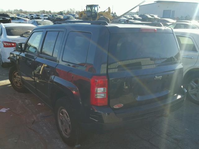 1C4NJPBA7ED715343 - 2014 JEEP PATRIOT SP GRAY photo 3