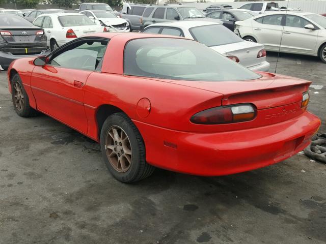 2G1FP22K622147661 - 2002 CHEVROLET CAMARO RED photo 3