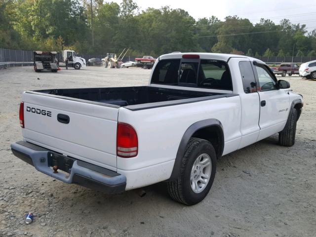 1B7GL12XX2S663573 - 2002 DODGE DAKOTA BAS WHITE photo 4