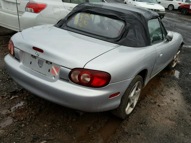 JM1NB353830303472 - 2003 MAZDA MX-5 MIATA SILVER photo 4