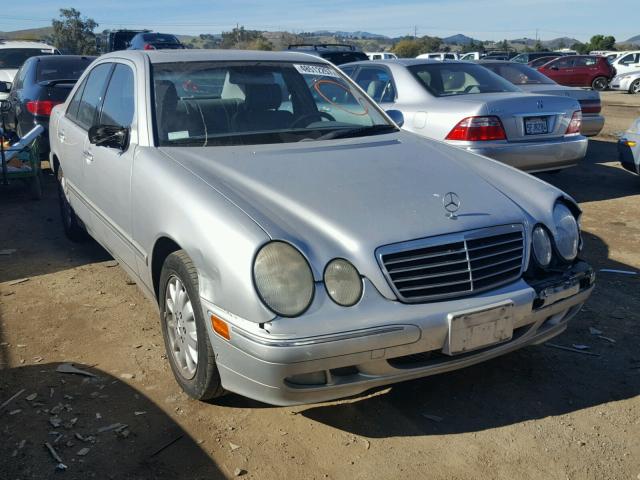 WDBJF65J71B246782 - 2001 MERCEDES-BENZ E 320 SILVER photo 1