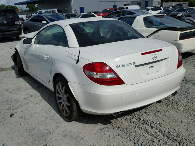 WDBWK56F65F038963 - 2005 MERCEDES-BENZ SLK 350 WHITE photo 3