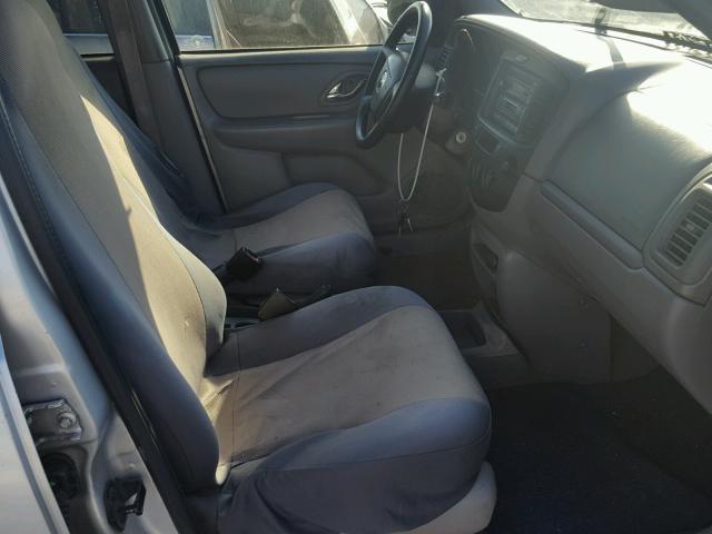 4F2YU07141KM42629 - 2001 MAZDA TRIBUTE DX 银色 照片 5