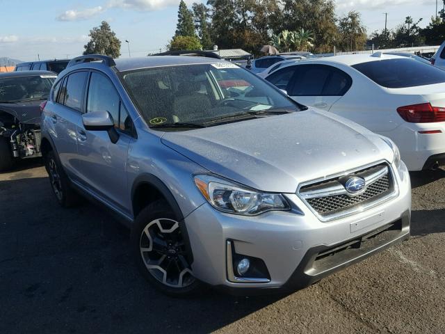 JF2GPABC5H8204248 - 2017 SUBARU CROSSTREK SILVER photo 1