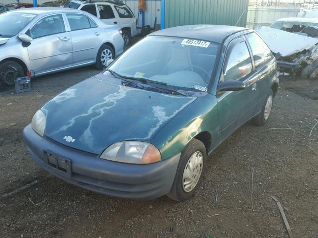 2C1MR2269W6703730 - 1998 CHEVROLET METRO GREEN photo 2