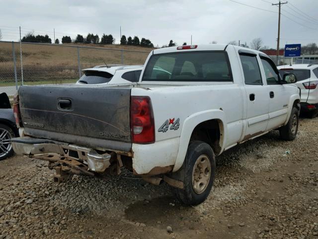 1GCGK13U43F102741 - 2003 CHEVROLET SILVERADO WHITE photo 4