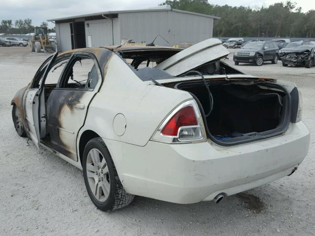 3FAHP08138R102812 - 2008 FORD FUSION SEL WHITE photo 3