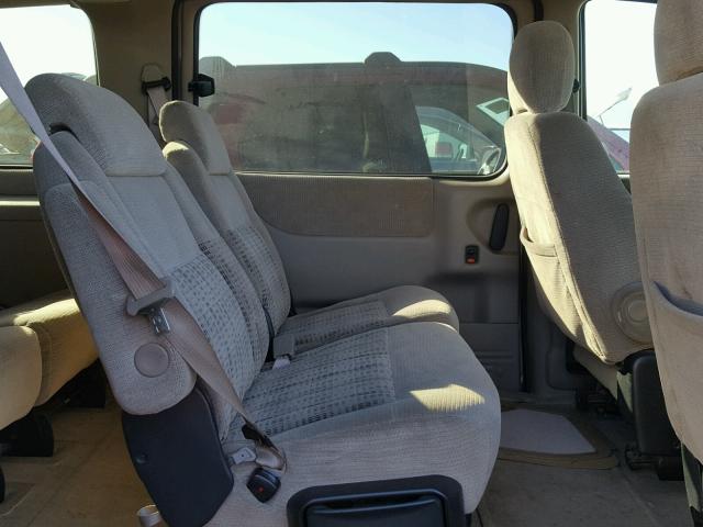 1GNDX03E11D249560 - 2001 CHEVROLET VENTURE TAN photo 6