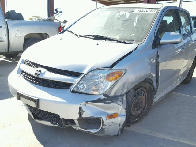 JTKKT624165015369 - 2006 TOYOTA SCION XA SILVER photo 9