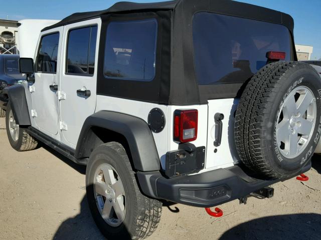 1C4BJWFG2HL571335 - 2017 JEEP WRANGLER U WHITE photo 3