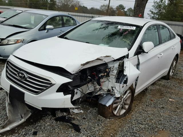 5NPE24AF6FH025622 - 2015 HYUNDAI SONATA SE WHITE photo 2