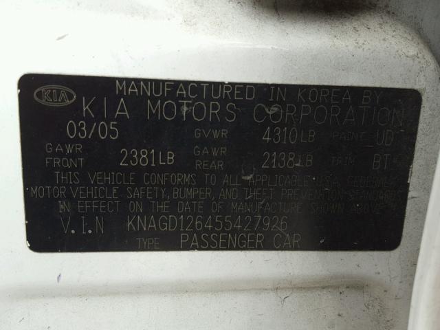 KNAGD126455427926 - 2005 KIA OPTIMA LX WHITE photo 10