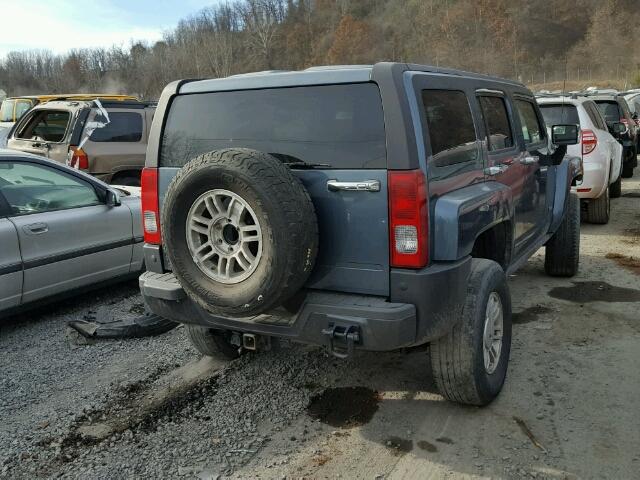 5GTDN136X68266847 - 2006 HUMMER H3 GRAY photo 4