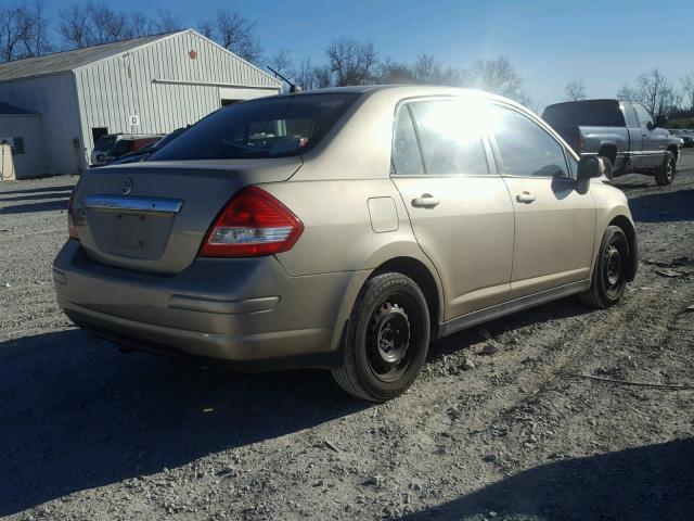 3N1BC11E19L400586 - 2009 NISSAN VERSA S GOLD photo 4