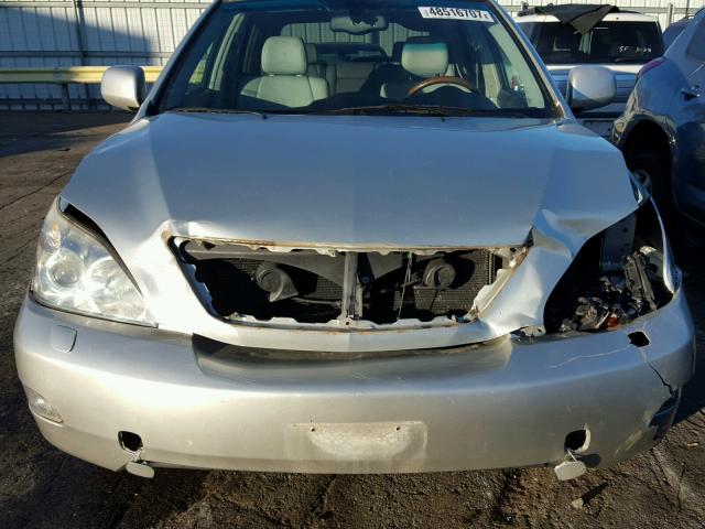 2T2HA31U25C049941 - 2005 LEXUS RX 330 SILVER photo 9