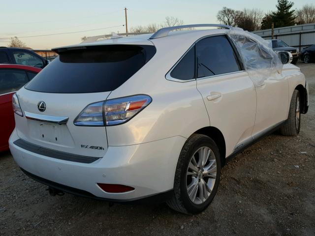 JTJBC1BA5B2420840 - 2011 LEXUS RX 450 WHITE photo 4