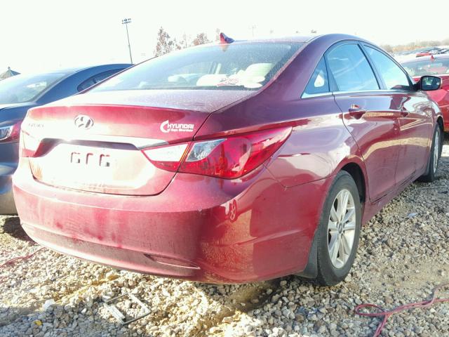 5NPEB4AC4BH259080 - 2011 HYUNDAI SONATA GLS RED photo 4