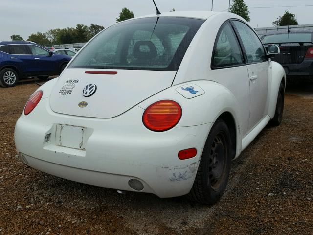 3VWCA21C5XM461679 - 1999 VOLKSWAGEN NEW BEETLE 白色 照片 4