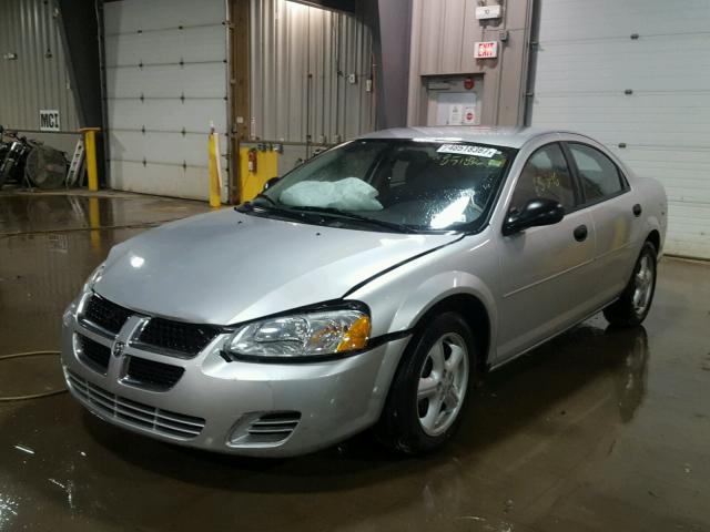 1B3EL36R84N275579 - 2004 DODGE STRATUS SE SILVER photo 2