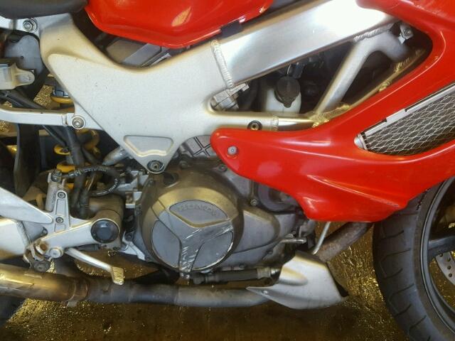 JH2SC3606WM002725 - 1998 HONDA VTR1000 F RED photo 7