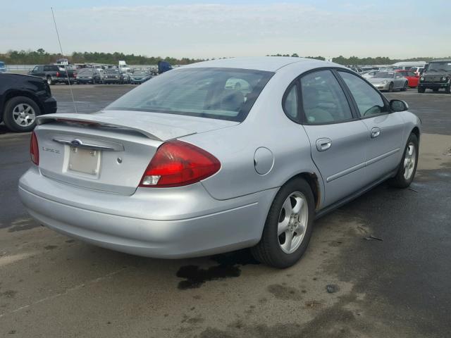 1FAFP53U12A114304 - 2002 FORD TAURUS SE SILVER photo 4