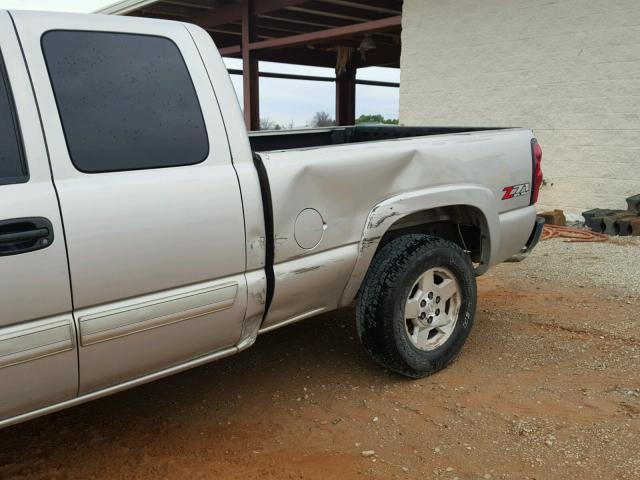 2GCEK19T641257578 - 2004 CHEVROLET SILVERADO TAN photo 9