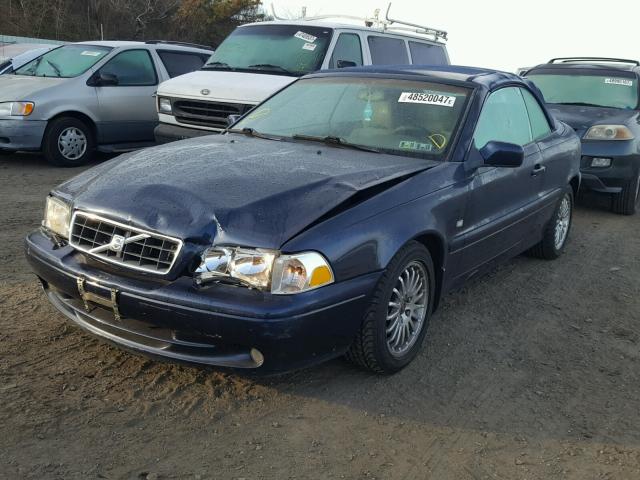 YV1NC63D64J060387 - 2004 VOLVO C70 LPT BLUE photo 2