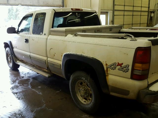 1GCGK29UXXE150544 - 1999 CHEVROLET SILVERADO WHITE photo 3