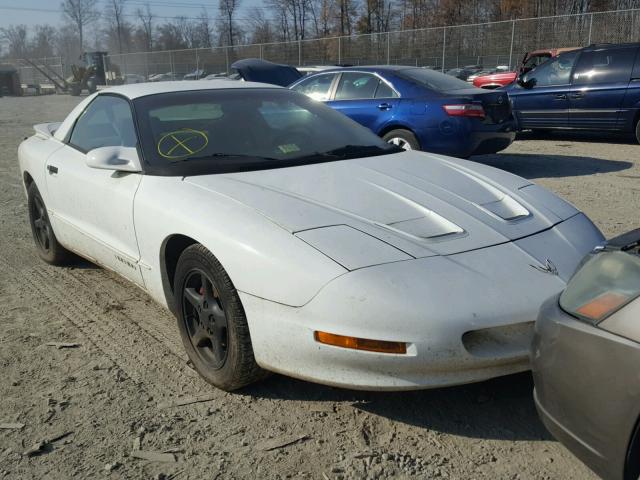 2G2FS22K0T2203993 - 1996 PONTIAC FIREBIRD WHITE photo 1