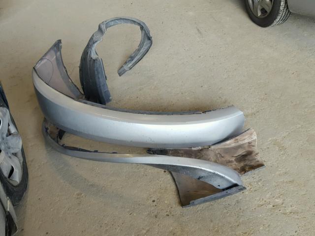 1G8AJ52FX4Z195195 - 2004 SATURN ION LEVEL SILVER photo 9