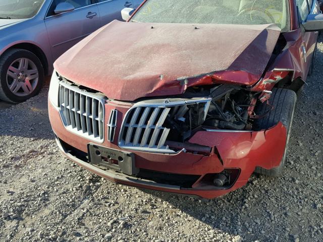 3LNHL2GC6BR766044 - 2011 LINCOLN MKZ RED photo 9