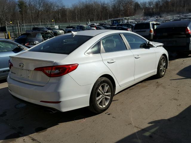 5NPE24AFXGH365213 - 2016 HYUNDAI SONATA SE WHITE photo 4